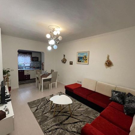 Saloon Apartment Tirana Extérieur photo