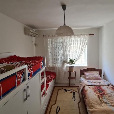 Saloon Apartment Tirana Extérieur photo