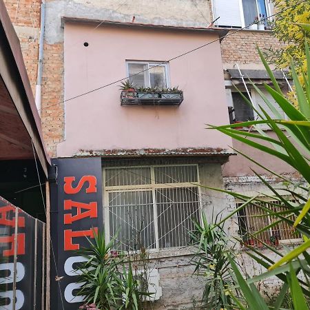 Saloon Apartment Tirana Extérieur photo